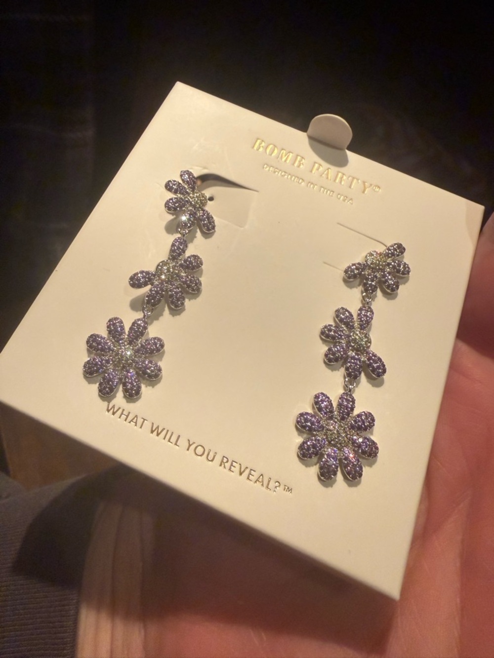 Bomb Party market fresh "dripping daises" Purple Floral Dangle Earrings - Picture 4 of 4